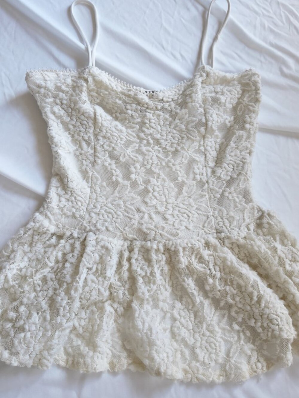 Y2K Lace Peplum Top Cream Finn Clover Coquette Cottagecore Size M